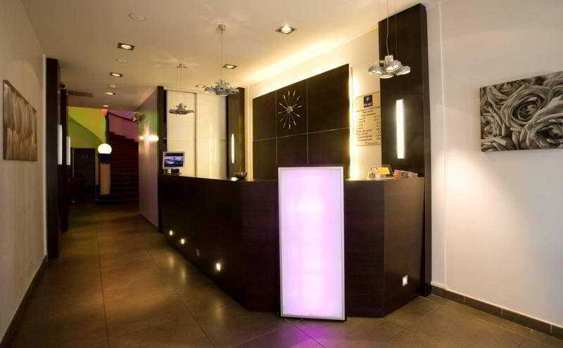 Best Western Dijon Centre Gare Interior photo